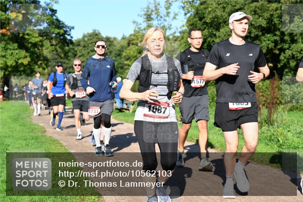 27.09.2026 - 35. Volkslauf durch das schöne Alstertal Dr. Thomas Lammeyer http://msf.ph/oto/10562103 27.09.2026 10:06:45 Laufen 1624, 1737, 1087, 1577, 1003 meine-sportfotos.de