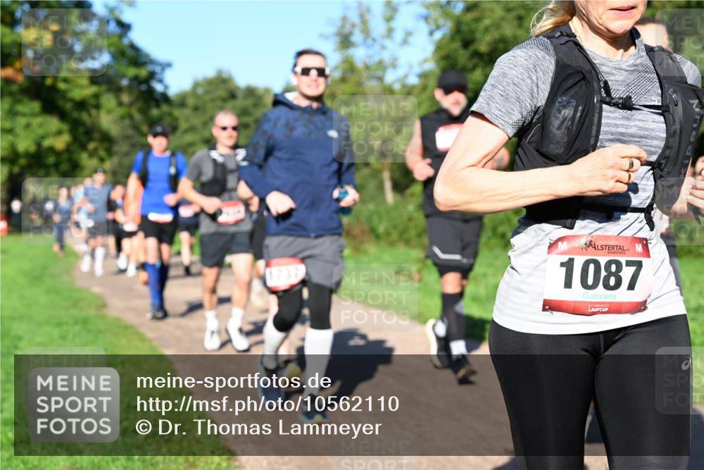 27.09.2026 - 35. Volkslauf durch das schöne Alstertal Dr. Thomas Lammeyer http://msf.ph/oto/10562110 27.09.2026 10:06:46 Laufen 1087 meine-sportfotos.de