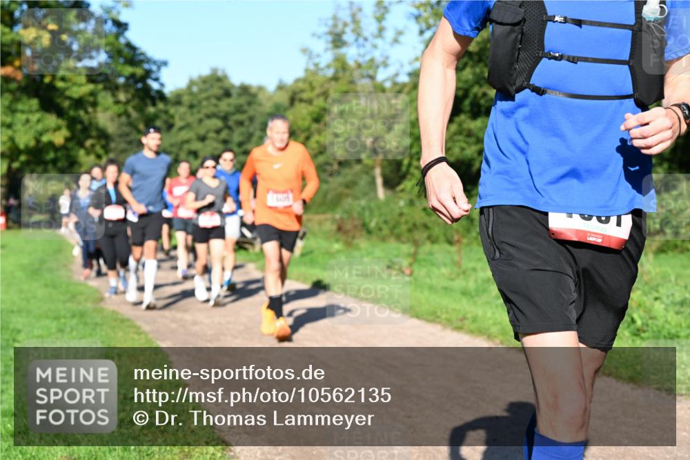 27.09.2026 - 35. Volkslauf durch das schöne Alstertal Dr. Thomas Lammeyer http://msf.ph/oto/10562135 27.09.2026 10:06:50 Laufen  meine-sportfotos.de
