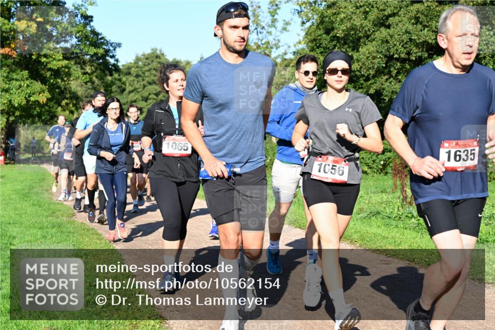27.09.2026 - 35. Volkslauf durch das schöne Alstertal Dr. Thomas Lammeyer http://msf.ph/oto/10562154 27.09.2026 10:06:54 Laufen 580, 1065, 1056, 1635 meine-sportfotos.de