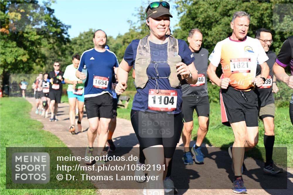 27.09.2026 - 35. Volkslauf durch das schöne Alstertal Dr. Thomas Lammeyer http://msf.ph/oto/10562191 27.09.2026 10:07:00 Laufen 1654, 1104, 40, 433, 1621, 433, 39 meine-sportfotos.de