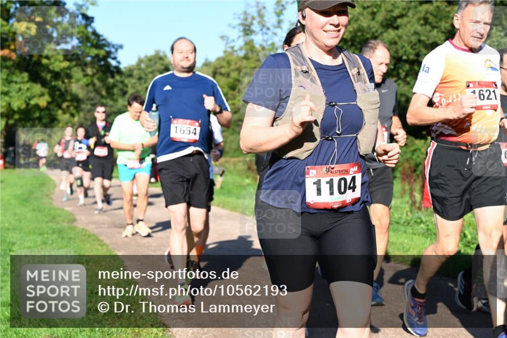 27.09.2026 - 35. Volkslauf durch das schöne Alstertal Dr. Thomas Lammeyer http://msf.ph/oto/10562193 27.09.2026 10:07:00 Laufen 1654, 1104, 201, 1621 meine-sportfotos.de