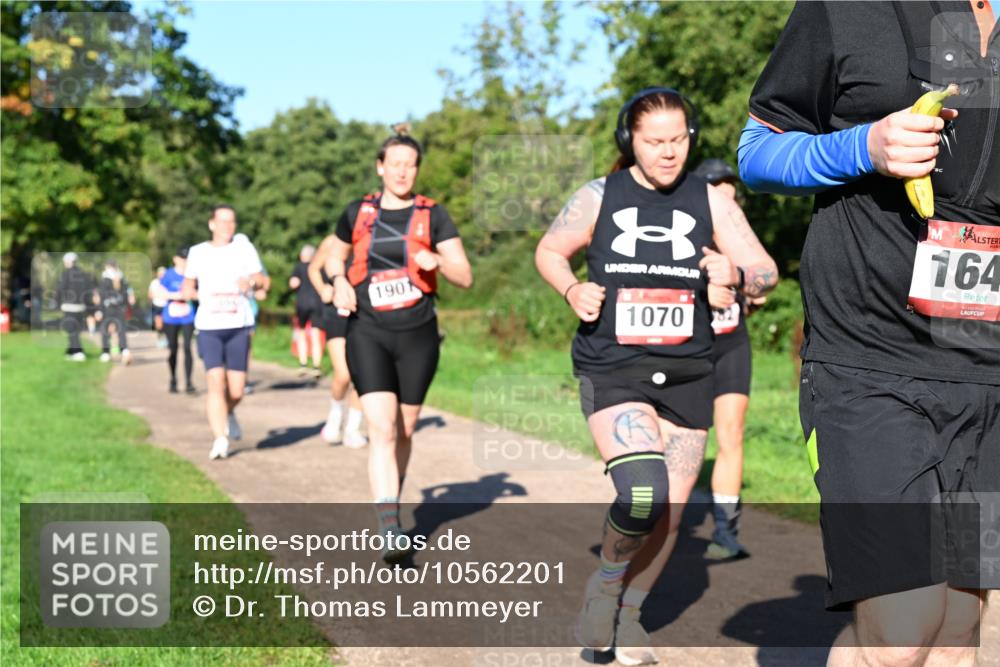 27.09.2026 - 35. Volkslauf durch das schöne Alstertal Dr. Thomas Lammeyer http://msf.ph/oto/10562201 27.09.2026 10:07:06 Laufen 190, 164, 1070 meine-sportfotos.de