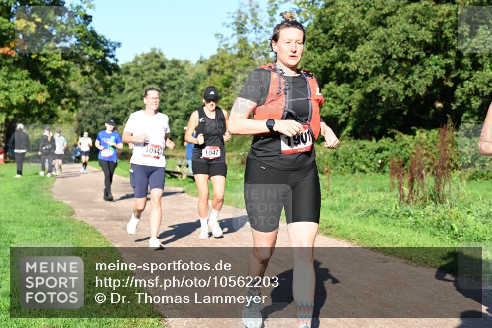 27.09.2026 - 35. Volkslauf durch das schöne Alstertal Dr. Thomas Lammeyer http://msf.ph/oto/10562203 27.09.2026 10:07:07 Laufen 1901, 1094, 1047 meine-sportfotos.de