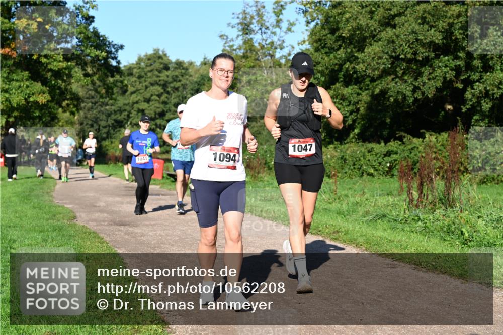 27.09.2026 - 35. Volkslauf durch das schöne Alstertal Dr. Thomas Lammeyer http://msf.ph/oto/10562208 27.09.2026 10:07:08 Laufen 1041, 1094, 1047 meine-sportfotos.de