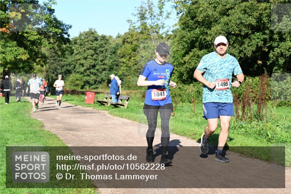 27.09.2026 - 35. Volkslauf durch das schöne Alstertal Dr. Thomas Lammeyer http://msf.ph/oto/10562228 27.09.2026 10:07:12 Laufen 10, 1041, 495 meine-sportfotos.de