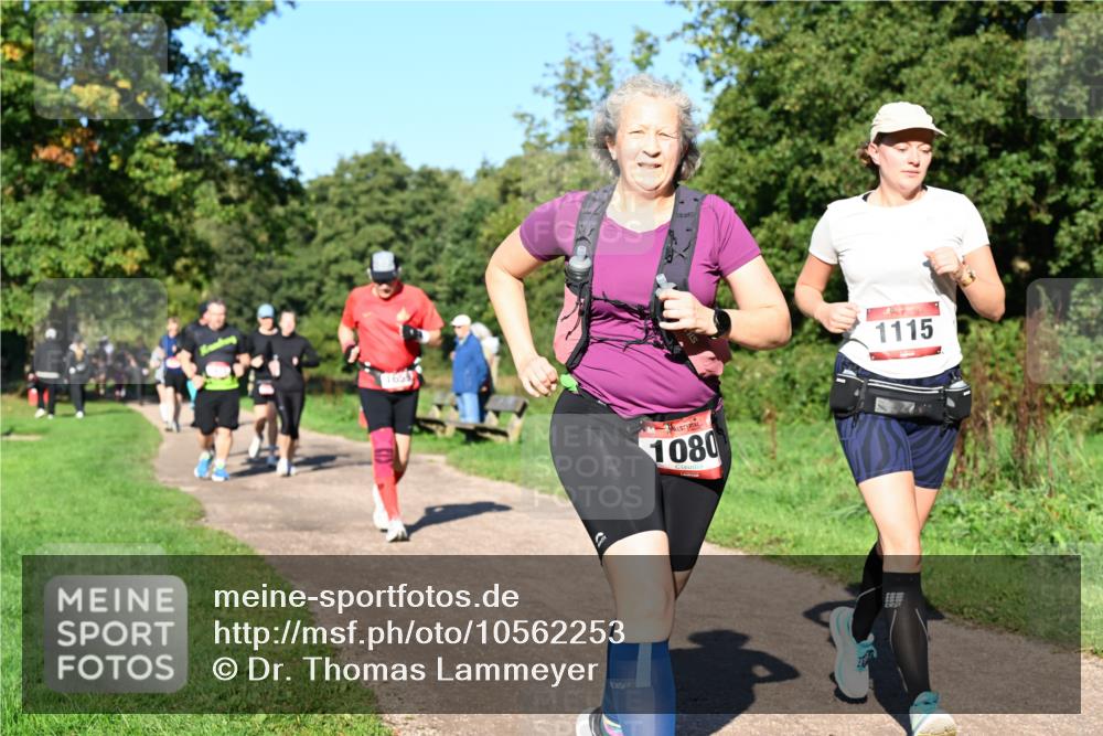 27.09.2026 - 35. Volkslauf durch das schöne Alstertal Dr. Thomas Lammeyer http://msf.ph/oto/10562253 27.09.2026 10:07:21 Laufen 1659, 1080, 1115 meine-sportfotos.de