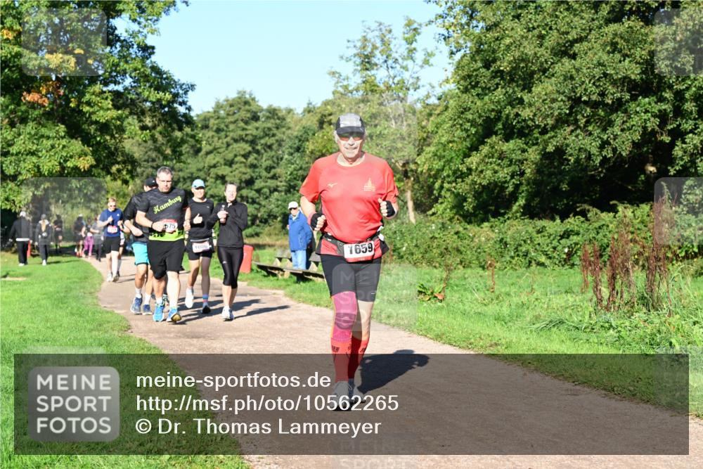 27.09.2026 - 35. Volkslauf durch das schöne Alstertal Dr. Thomas Lammeyer http://msf.ph/oto/10562265 27.09.2026 10:07:23 Laufen 1086, 1659 meine-sportfotos.de