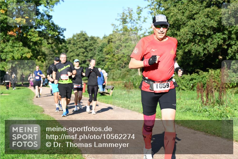 27.09.2026 - 35. Volkslauf durch das schöne Alstertal Dr. Thomas Lammeyer http://msf.ph/oto/10562274 27.09.2026 10:07:25 Laufen 1675, 1659 meine-sportfotos.de