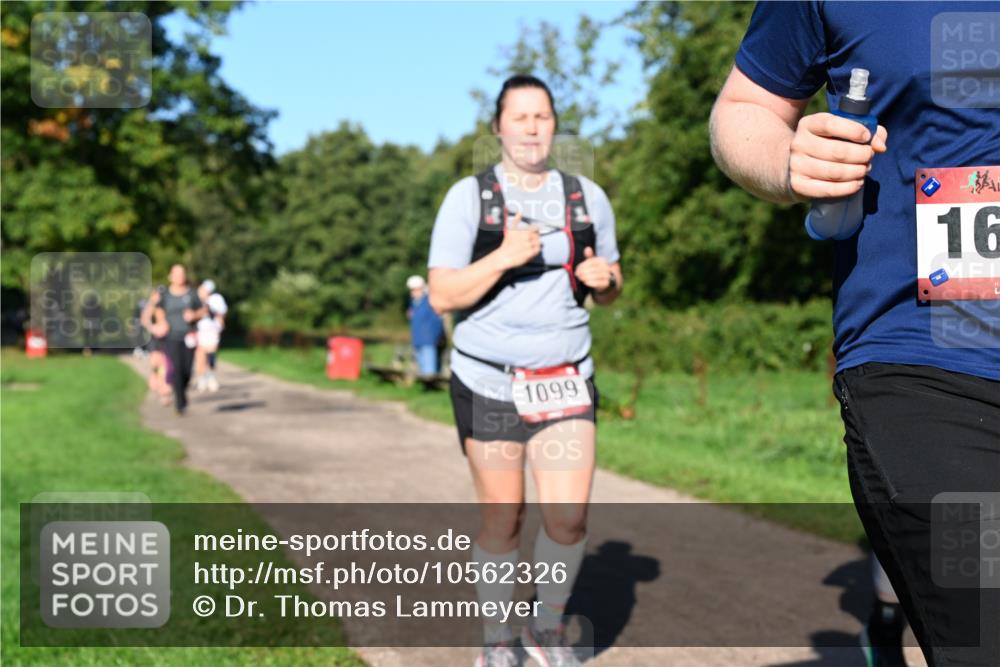 27.09.2026 - 35. Volkslauf durch das schöne Alstertal Dr. Thomas Lammeyer http://msf.ph/oto/10562326 27.09.2026 10:07:36 Laufen 1099, 16 meine-sportfotos.de
