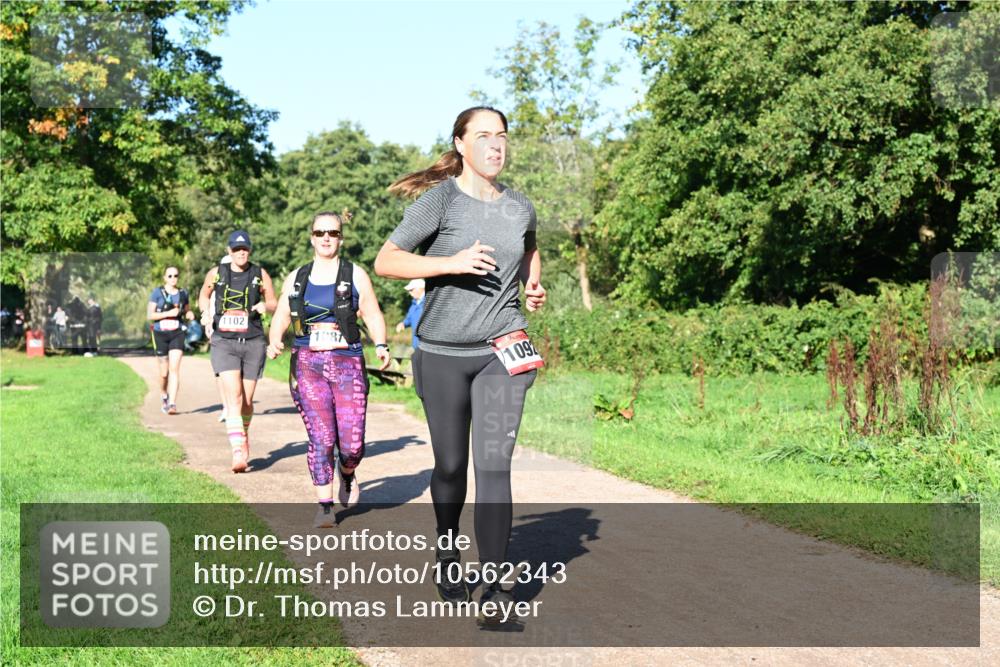 27.09.2026 - 35. Volkslauf durch das schöne Alstertal Dr. Thomas Lammeyer http://msf.ph/oto/10562343 27.09.2026 10:07:43 Laufen 1102, 081, 109 meine-sportfotos.de