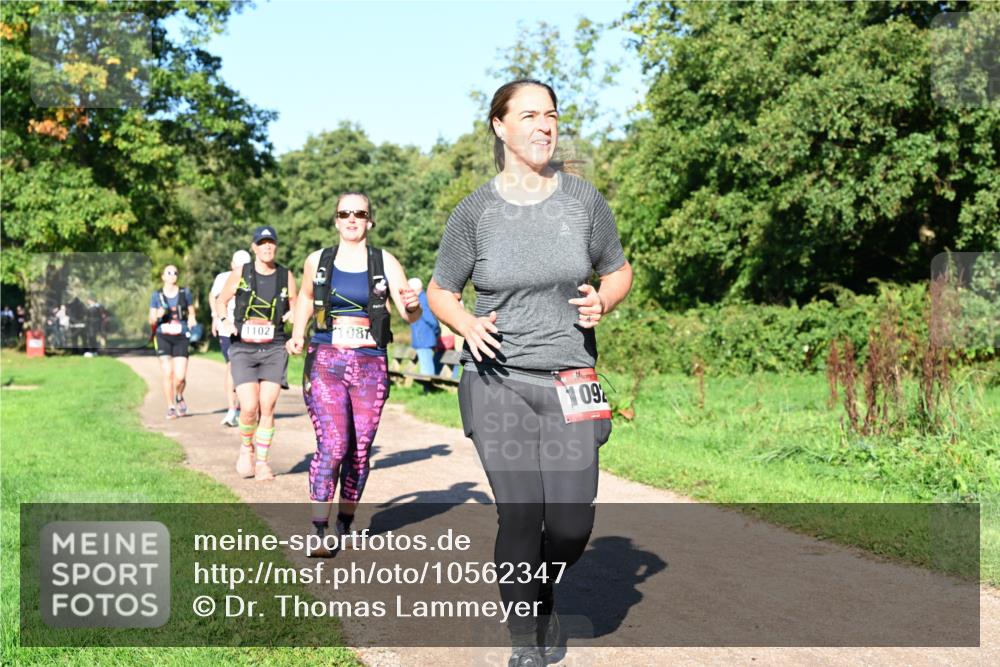 27.09.2026 - 35. Volkslauf durch das schöne Alstertal Dr. Thomas Lammeyer http://msf.ph/oto/10562347 27.09.2026 10:07:43 Laufen 1102, 1087, 109 meine-sportfotos.de
