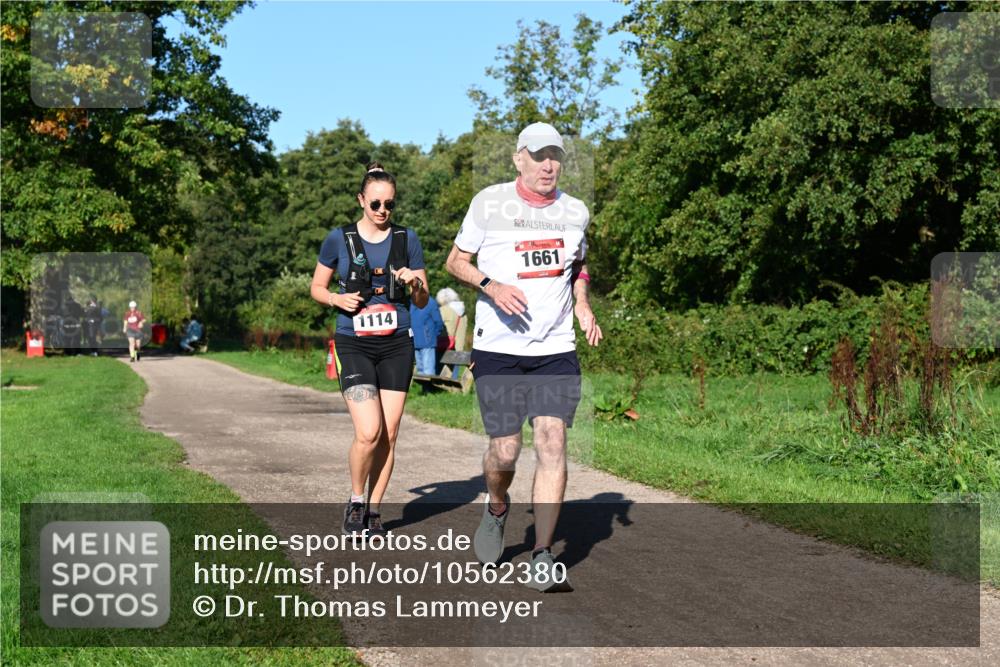 27.09.2026 - 35. Volkslauf durch das schöne Alstertal Dr. Thomas Lammeyer http://msf.ph/oto/10562380 27.09.2026 10:07:49 Laufen 1114, 1661 meine-sportfotos.de