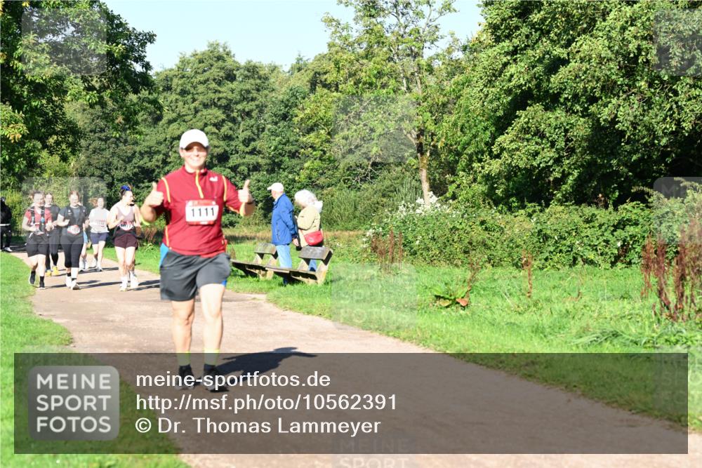 27.09.2026 - 35. Volkslauf durch das schöne Alstertal Dr. Thomas Lammeyer http://msf.ph/oto/10562391 27.09.2026 10:08:08 Laufen 1111 meine-sportfotos.de