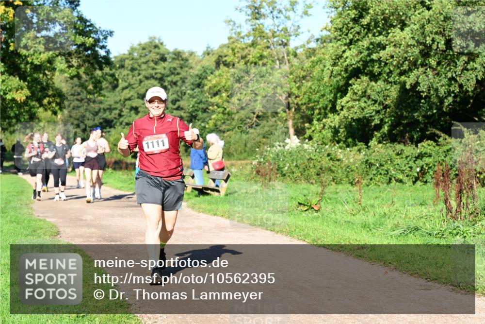 27.09.2026 - 35. Volkslauf durch das schöne Alstertal Dr. Thomas Lammeyer http://msf.ph/oto/10562395 27.09.2026 10:08:09 Laufen 1111 meine-sportfotos.de