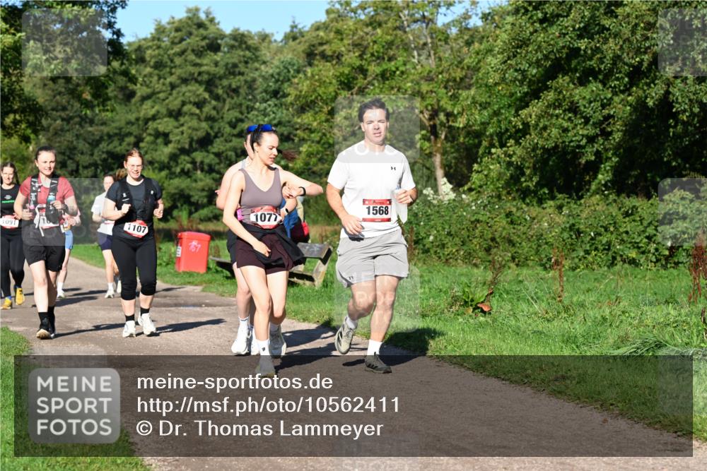 27.09.2026 - 35. Volkslauf durch das schöne Alstertal Dr. Thomas Lammeyer http://msf.ph/oto/10562411 27.09.2026 10:08:14 Laufen 1107, 1091, 1077, 1568 meine-sportfotos.de