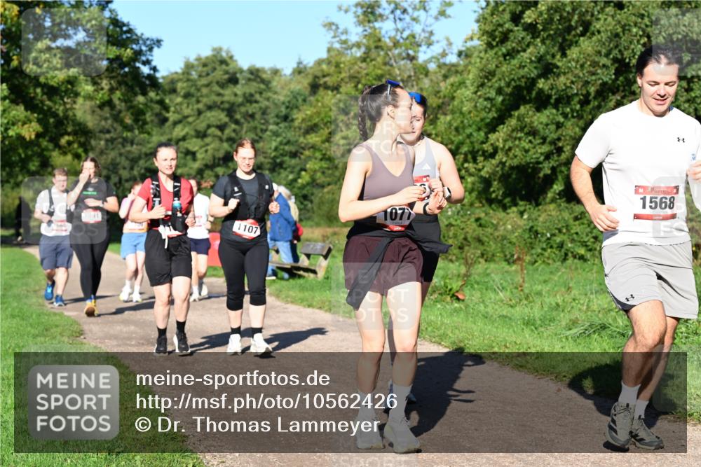 27.09.2026 - 35. Volkslauf durch das schöne Alstertal Dr. Thomas Lammeyer http://msf.ph/oto/10562426 27.09.2026 10:08:16 Laufen 091, 1107, 1077, 1568 meine-sportfotos.de
