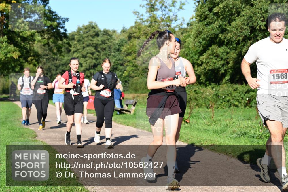 27.09.2026 - 35. Volkslauf durch das schöne Alstertal Dr. Thomas Lammeyer http://msf.ph/oto/10562427 27.09.2026 10:08:16 Laufen 1091, 1107, 1568 meine-sportfotos.de