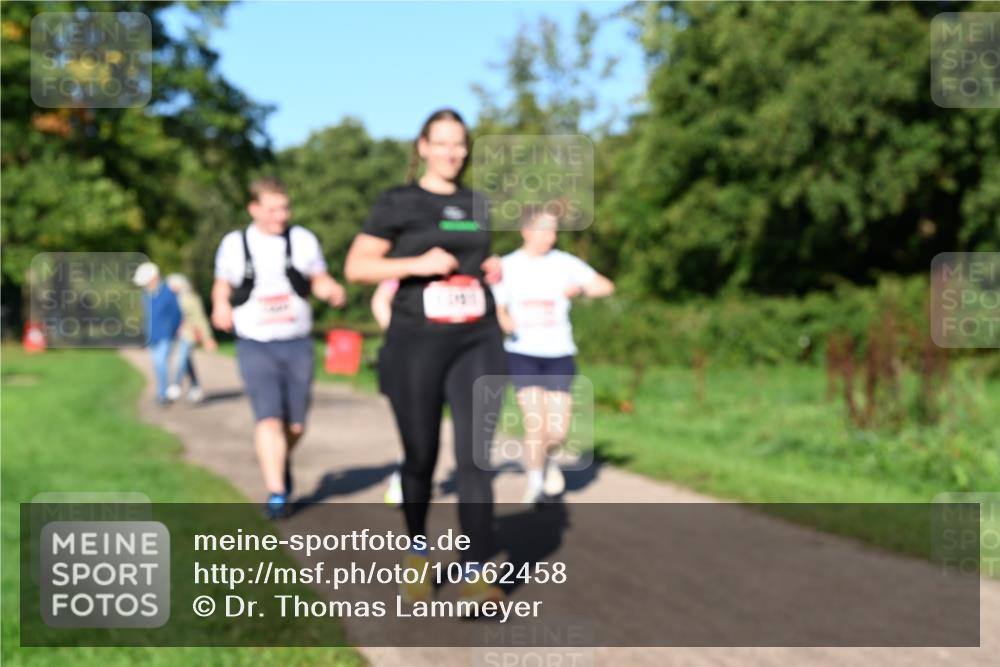 27.09.2026 - 35. Volkslauf durch das schöne Alstertal Dr. Thomas Lammeyer http://msf.ph/oto/10562458 27.09.2026 10:08:21 Laufen  meine-sportfotos.de