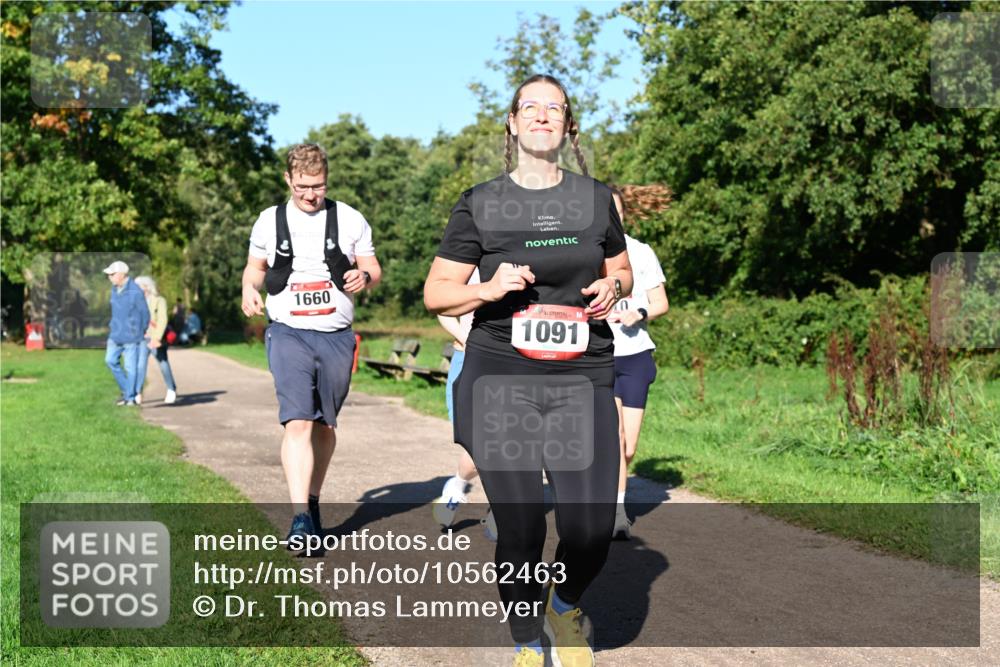 27.09.2026 - 35. Volkslauf durch das schöne Alstertal Dr. Thomas Lammeyer http://msf.ph/oto/10562463 27.09.2026 10:08:22 Laufen  meine-sportfotos.de