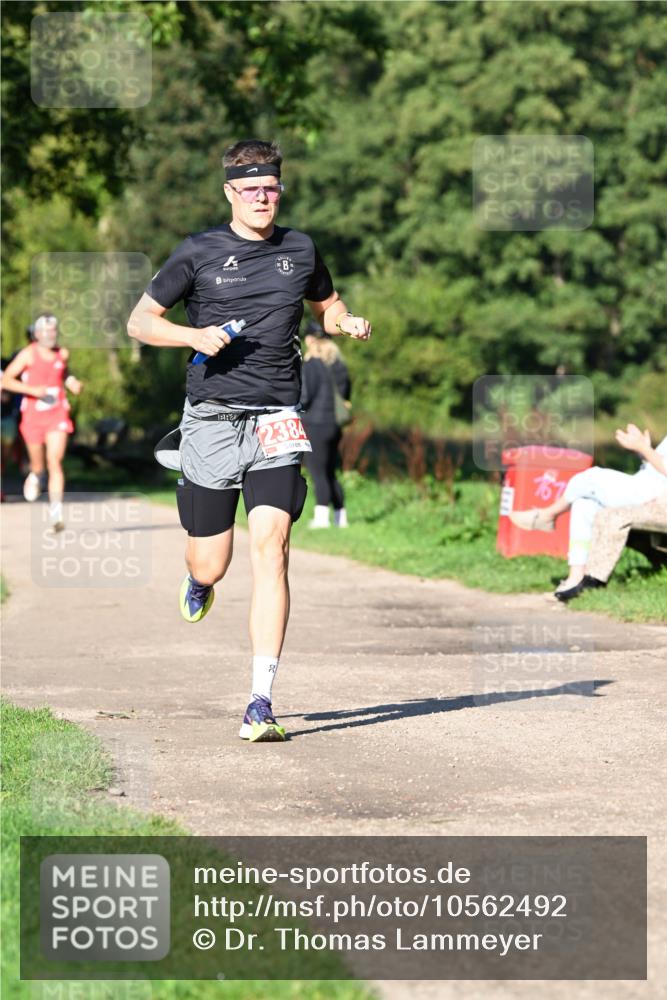 27.09.2026 - 35. Volkslauf durch das schöne Alstertal Dr. Thomas Lammeyer http://msf.ph/oto/10562492 27.09.2026 10:23:47 Laufen 2384 meine-sportfotos.de