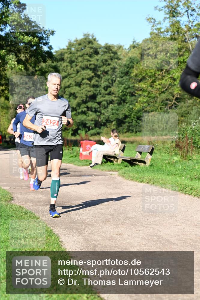27.09.2026 - 35. Volkslauf durch das schöne Alstertal Dr. Thomas Lammeyer http://msf.ph/oto/10562543 27.09.2026 10:24:00 Laufen 2438, 2422 meine-sportfotos.de