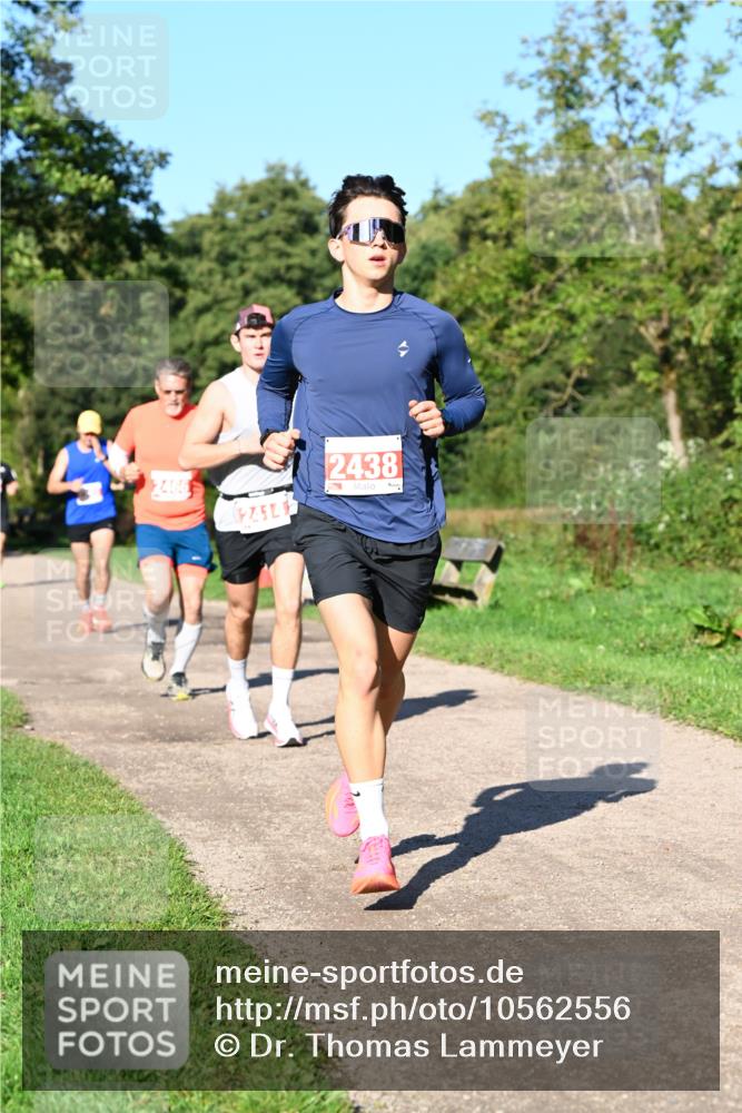 27.09.2026 - 35. Volkslauf durch das schöne Alstertal Dr. Thomas Lammeyer http://msf.ph/oto/10562556 27.09.2026 10:24:02 Laufen 2466, 2414, 2438 meine-sportfotos.de