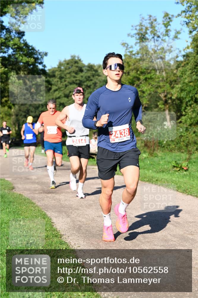 27.09.2026 - 35. Volkslauf durch das schöne Alstertal Dr. Thomas Lammeyer http://msf.ph/oto/10562558 27.09.2026 10:24:02 Laufen 2414, 2438 meine-sportfotos.de