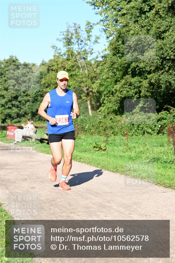 27.09.2026 - 35. Volkslauf durch das schöne Alstertal Dr. Thomas Lammeyer http://msf.ph/oto/10562578 27.09.2026 10:24:06 Laufen 180, 2363 meine-sportfotos.de
