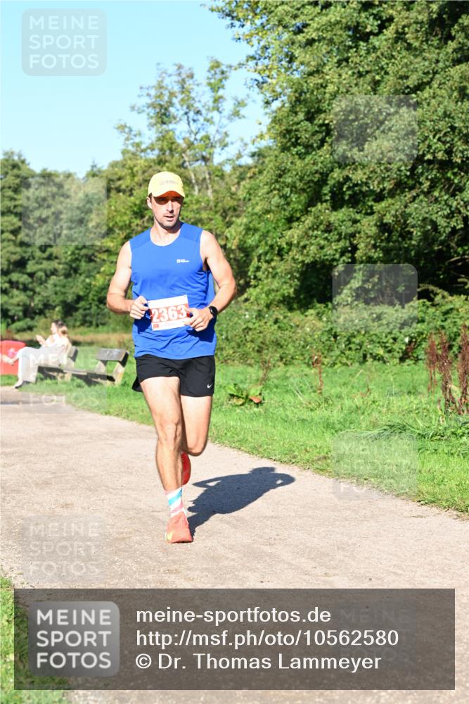 27.09.2026 - 35. Volkslauf durch das schöne Alstertal Dr. Thomas Lammeyer http://msf.ph/oto/10562580 27.09.2026 10:24:06 Laufen 2363 meine-sportfotos.de