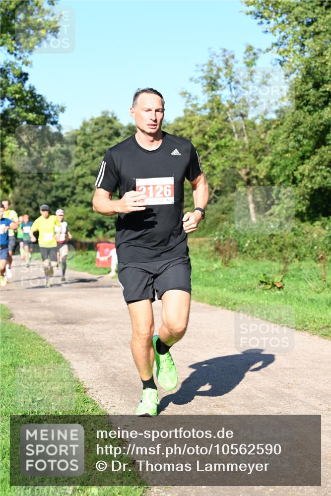 27.09.2026 - 35. Volkslauf durch das schöne Alstertal Dr. Thomas Lammeyer http://msf.ph/oto/10562590 27.09.2026 10:24:11 Laufen 2126 meine-sportfotos.de