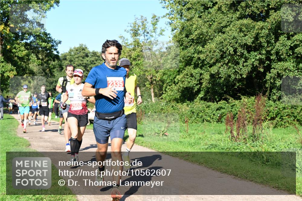 27.09.2026 - 35. Volkslauf durch das schöne Alstertal Dr. Thomas Lammeyer http://msf.ph/oto/10562607 27.09.2026 10:24:15 Laufen 2502, 2335 meine-sportfotos.de