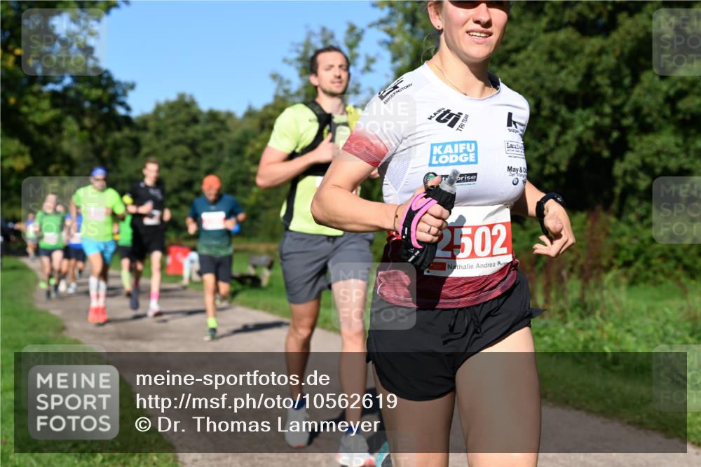 27.09.2026 - 35. Volkslauf durch das schöne Alstertal Dr. Thomas Lammeyer http://msf.ph/oto/10562619 27.09.2026 10:24:17 Laufen 0, 2502 meine-sportfotos.de
