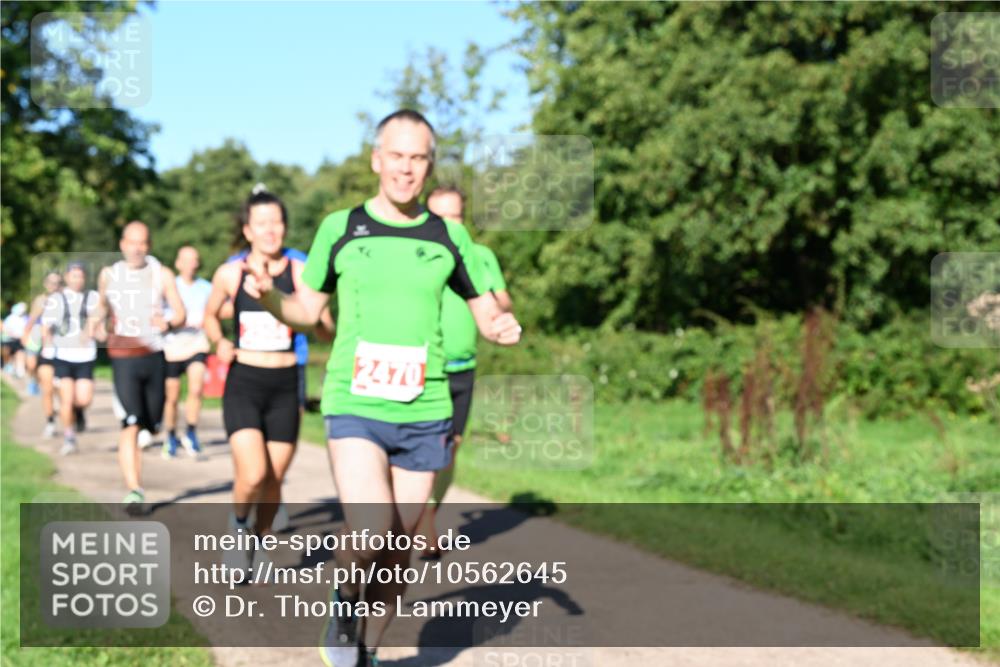 27.09.2026 - 35. Volkslauf durch das schöne Alstertal Dr. Thomas Lammeyer http://msf.ph/oto/10562645 27.09.2026 10:24:21 Laufen  meine-sportfotos.de