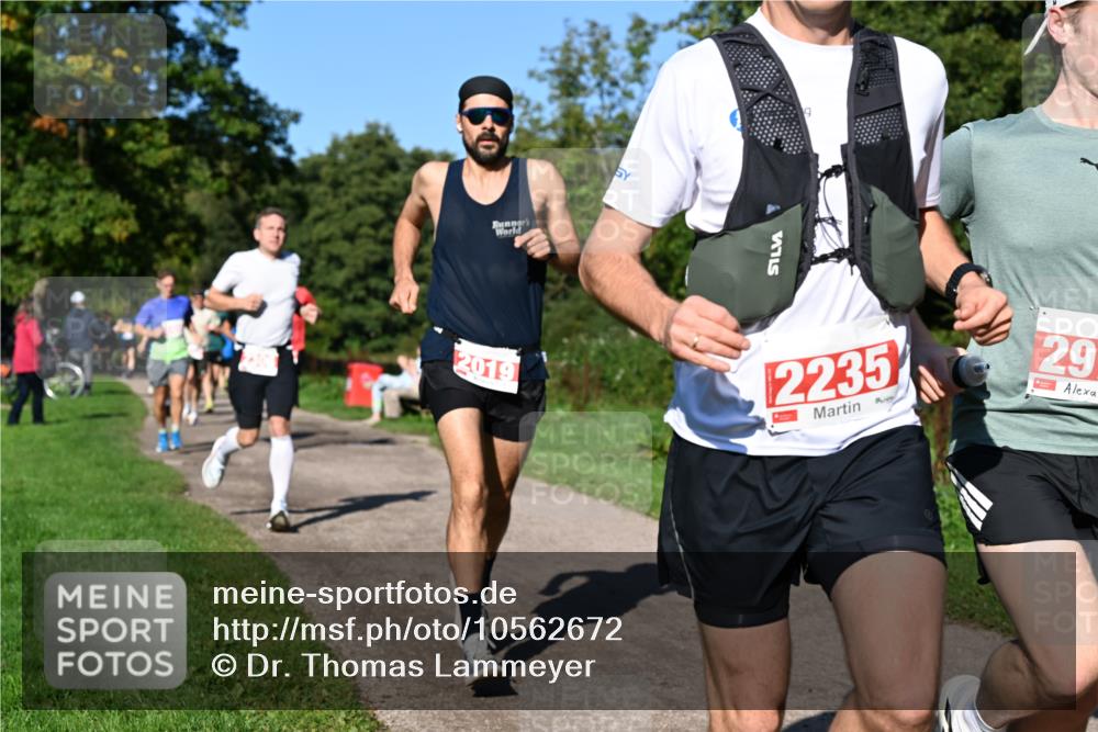 27.09.2026 - 35. Volkslauf durch das schöne Alstertal Dr. Thomas Lammeyer http://msf.ph/oto/10562672 27.09.2026 10:24:25 Laufen 2019, 2235, 29 meine-sportfotos.de