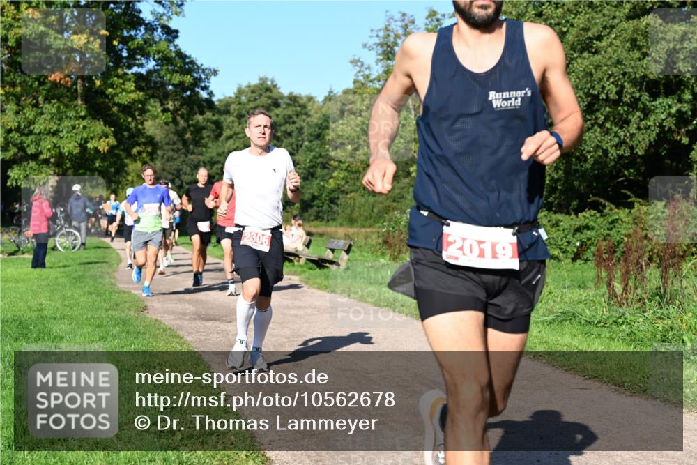 27.09.2026 - 35. Volkslauf durch das schöne Alstertal Dr. Thomas Lammeyer http://msf.ph/oto/10562678 27.09.2026 10:24:26 Laufen 2306, 2019 meine-sportfotos.de