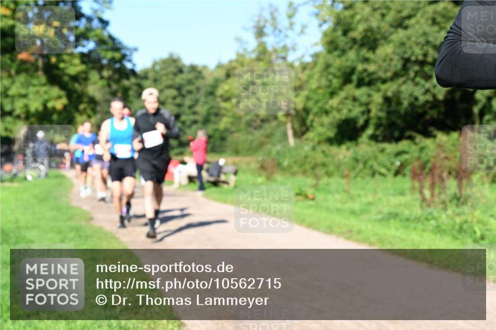 27.09.2026 - 35. Volkslauf durch das schöne Alstertal Dr. Thomas Lammeyer http://msf.ph/oto/10562715 27.09.2026 10:24:37 Laufen  meine-sportfotos.de