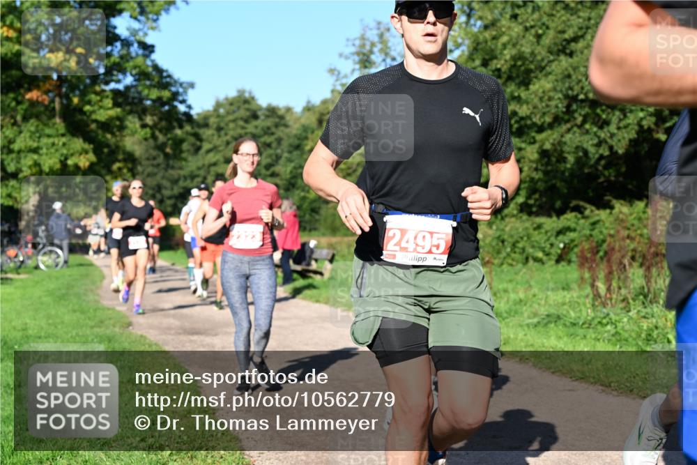 27.09.2026 - 35. Volkslauf durch das schöne Alstertal Dr. Thomas Lammeyer http://msf.ph/oto/10562779 27.09.2026 10:24:48 Laufen 2495 meine-sportfotos.de