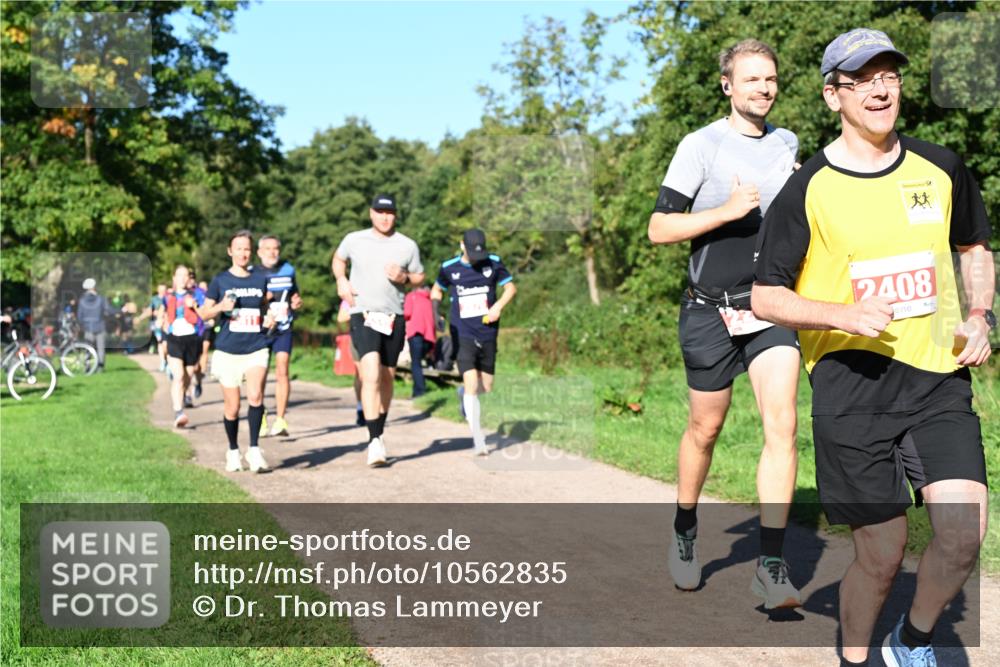 27.09.2026 - 35. Volkslauf durch das schöne Alstertal Dr. Thomas Lammeyer http://msf.ph/oto/10562835 27.09.2026 10:25:00 Laufen 2408 meine-sportfotos.de