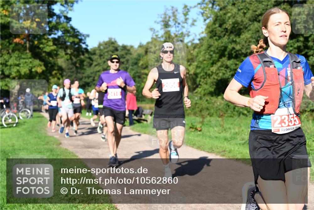 27.09.2026 - 35. Volkslauf durch das schöne Alstertal Dr. Thomas Lammeyer http://msf.ph/oto/10562860 27.09.2026 10:25:04 Laufen 2, 2355 meine-sportfotos.de