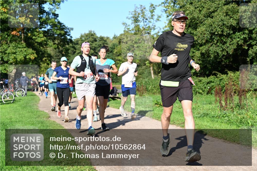 27.09.2026 - 35. Volkslauf durch das schöne Alstertal Dr. Thomas Lammeyer http://msf.ph/oto/10562864 27.09.2026 10:25:07 Laufen 00009 meine-sportfotos.de