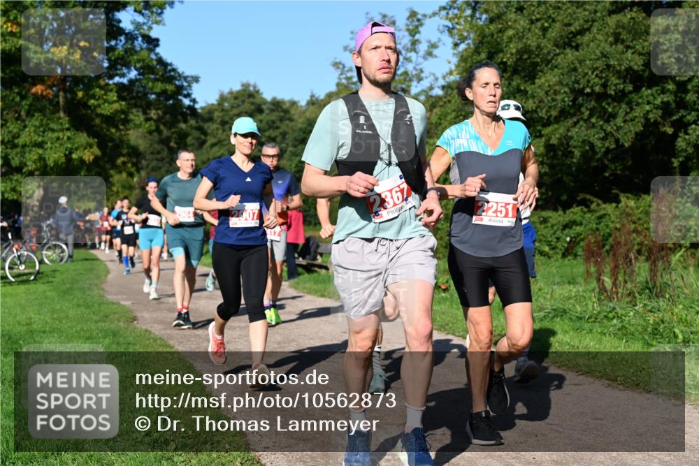 27.09.2026 - 35. Volkslauf durch das schöne Alstertal Dr. Thomas Lammeyer http://msf.ph/oto/10562873 27.09.2026 10:25:09 Laufen 2007, 17, 2367, 2251 meine-sportfotos.de