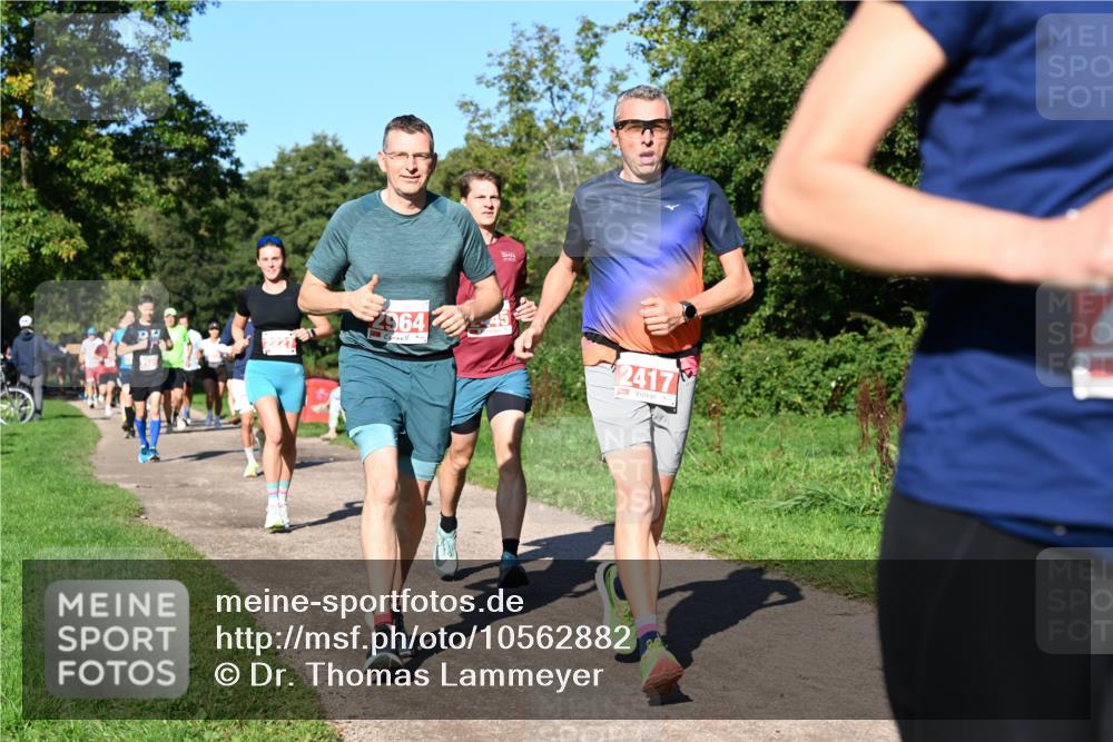 27.09.2026 - 35. Volkslauf durch das schöne Alstertal Dr. Thomas Lammeyer http://msf.ph/oto/10562882 27.09.2026 10:25:11 Laufen 2964, 2417 meine-sportfotos.de