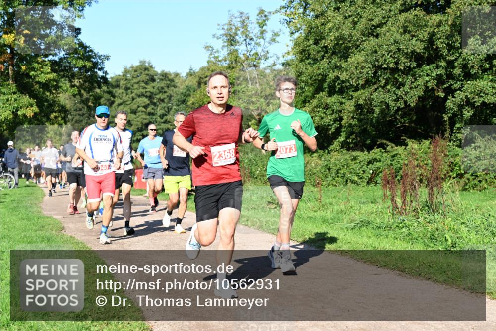 27.09.2026 - 35. Volkslauf durch das schöne Alstertal Dr. Thomas Lammeyer http://msf.ph/oto/10562931 27.09.2026 10:25:22 Laufen 040, 2368, 2073 meine-sportfotos.de
