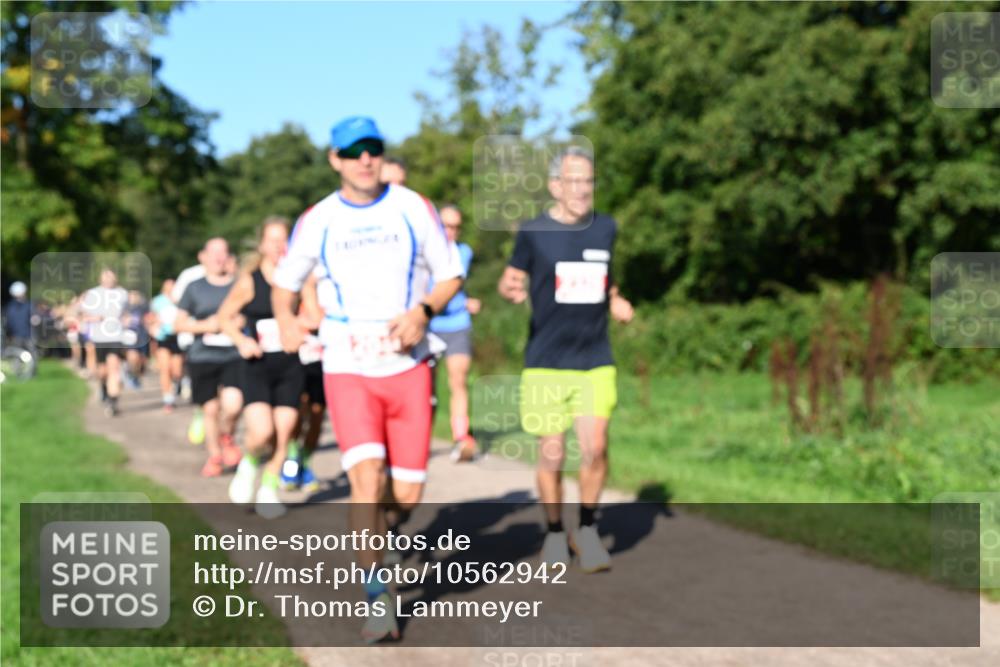 27.09.2026 - 35. Volkslauf durch das schöne Alstertal Dr. Thomas Lammeyer http://msf.ph/oto/10562942 27.09.2026 10:25:24 Laufen  meine-sportfotos.de