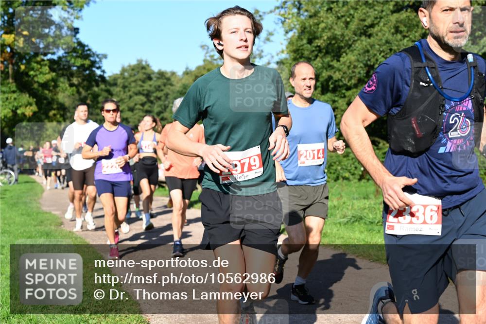27.09.2026 - 35. Volkslauf durch das schöne Alstertal Dr. Thomas Lammeyer http://msf.ph/oto/10562986 27.09.2026 10:25:34 Laufen 979, 2014, 26, 2336 meine-sportfotos.de