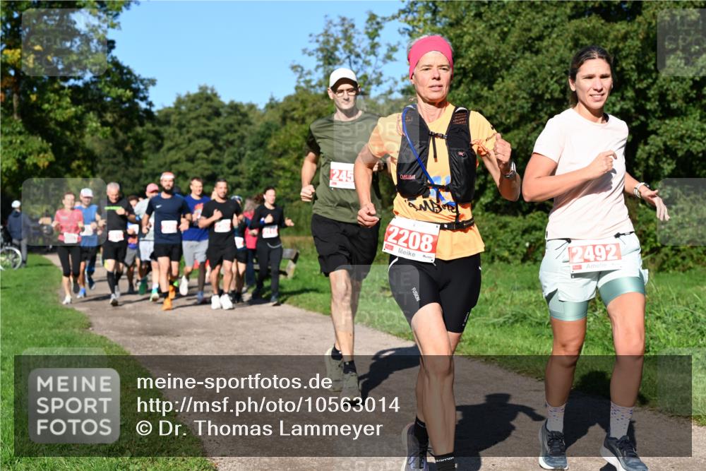 27.09.2026 - 35. Volkslauf durch das schöne Alstertal Dr. Thomas Lammeyer http://msf.ph/oto/10563014 27.09.2026 10:25:38 Laufen 245, 2208, 2492 meine-sportfotos.de