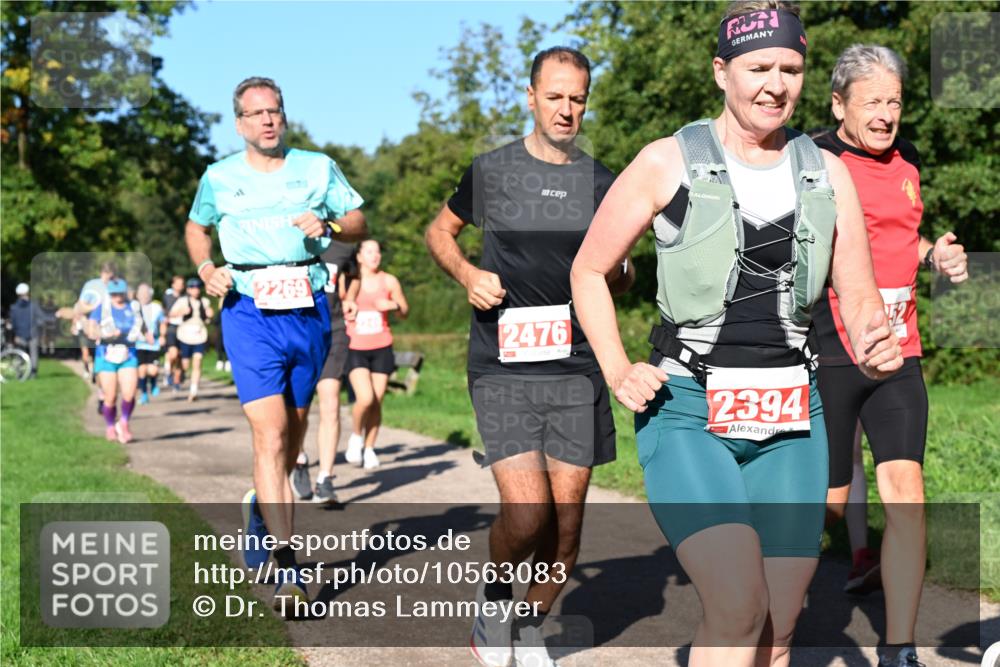 27.09.2026 - 35. Volkslauf durch das schöne Alstertal Dr. Thomas Lammeyer http://msf.ph/oto/10563083 27.09.2026 10:25:50 Laufen 2269, 2476, 2394, 52 meine-sportfotos.de