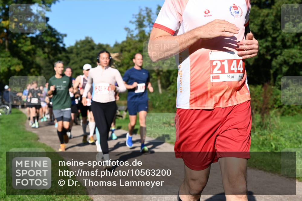 27.09.2026 - 35. Volkslauf durch das schöne Alstertal Dr. Thomas Lammeyer http://msf.ph/oto/10563200 27.09.2026 10:26:11 Laufen 40, 40, 2144 meine-sportfotos.de