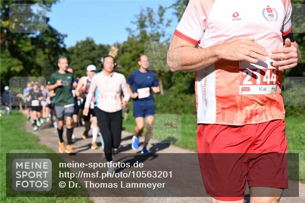 27.09.2026 - 35. Volkslauf durch das schöne Alstertal Dr. Thomas Lammeyer http://msf.ph/oto/10563201 27.09.2026 10:26:11 Laufen 40 meine-sportfotos.de
